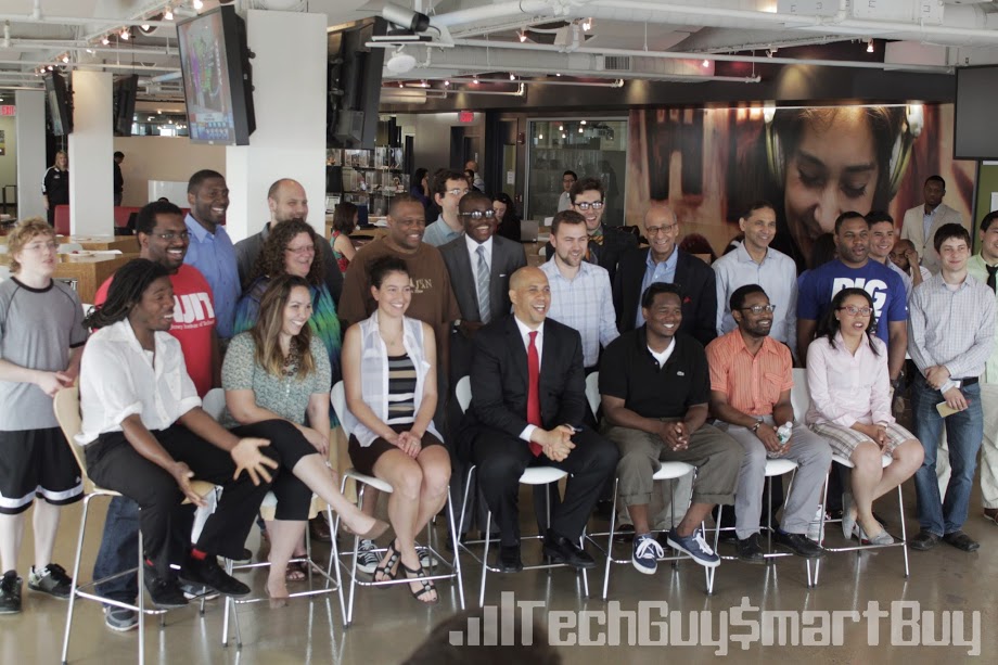 #hackNWK participants with Mayor Cory Booker